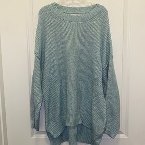 AMERICAN EAGLE BLUE KNITTED SWEATER SIZE XL